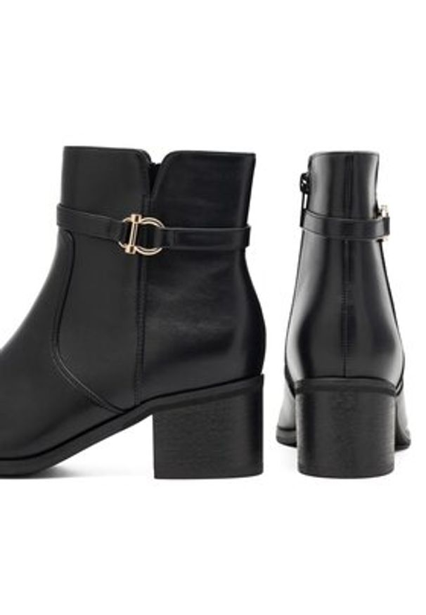 Clara Barson Botki NIVES WS22385-02 Czarny. Kolor: czarny. Materiał: syntetyk