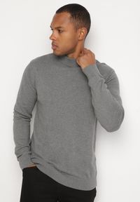 Born2be - Szary Sweter Półgolf z Bawełną Ozdobiony Ściągaczami Zolila. Okazja: na co dzień, na spotkanie biznesowe. Kolor: szary. Materiał: bawełna. Długość rękawa: długi rękaw. Długość: długie. Wzór: aplikacja. Styl: casual, biznesowy, klasyczny #4