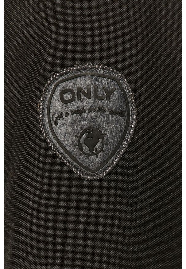 only - Only - Kurtka. Okazja: na co dzień. Kolor: czarny. Materiał: futro. Styl: casual