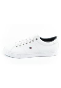 TOMMY HILFIGER - Buty sportowe męskie trampki Tommy Hilfiger Essential skóra. Kolor: biały. Materiał: skóra. Szerokość cholewki: normalna