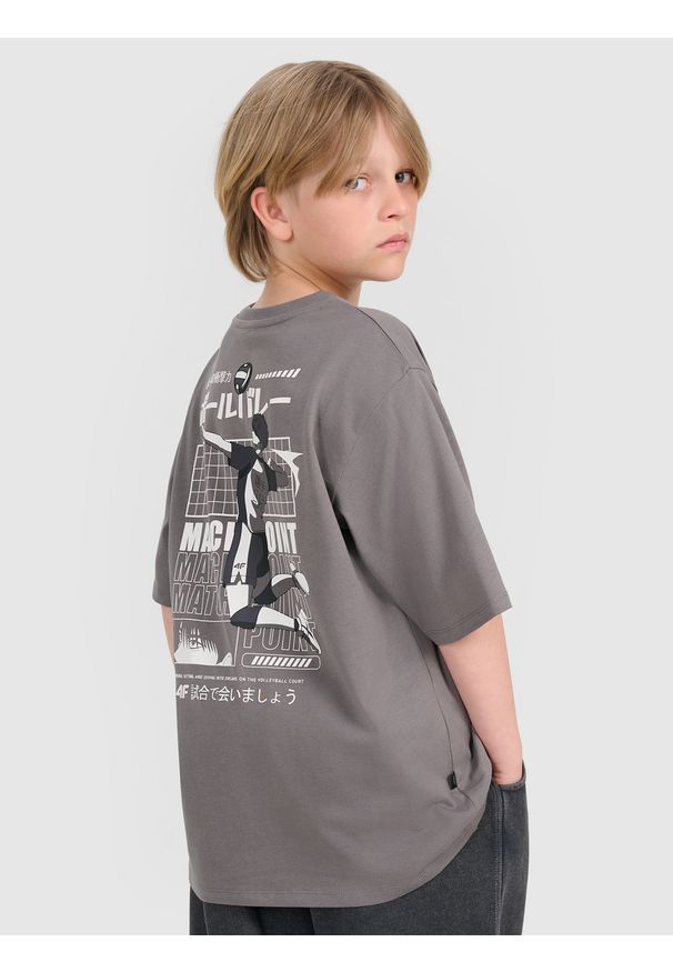 4f - 4F T-shirt oversize z nadrukiem chłopięcy - szary 134 (8-9 lat). Okazja: na co dzień. Kolor: szary. Materiał: jersey, dzianina, materiał, bawełna. Wzór: nadruk. Sezon: lato. Styl: casual, klasyczny, sportowy
