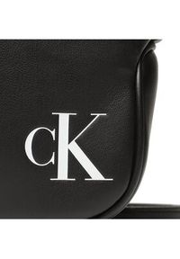 Calvin Klein Jeans Torebka Sleek Camera Bag20 Solid K60K610089 Czarny. Kolor: czarny. Materiał: skórzane #3