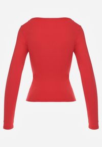 Renee - Czerwona Bluzka z Elastycznego Materiału o Kwadratowym Dekolcie z Wiskozą Nemosa. Typ kołnierza: dekolt kwadratowy. Kolor: czerwony. Materiał: wiskoza, materiał. Długość rękawa: długi rękaw. Długość: długie #2