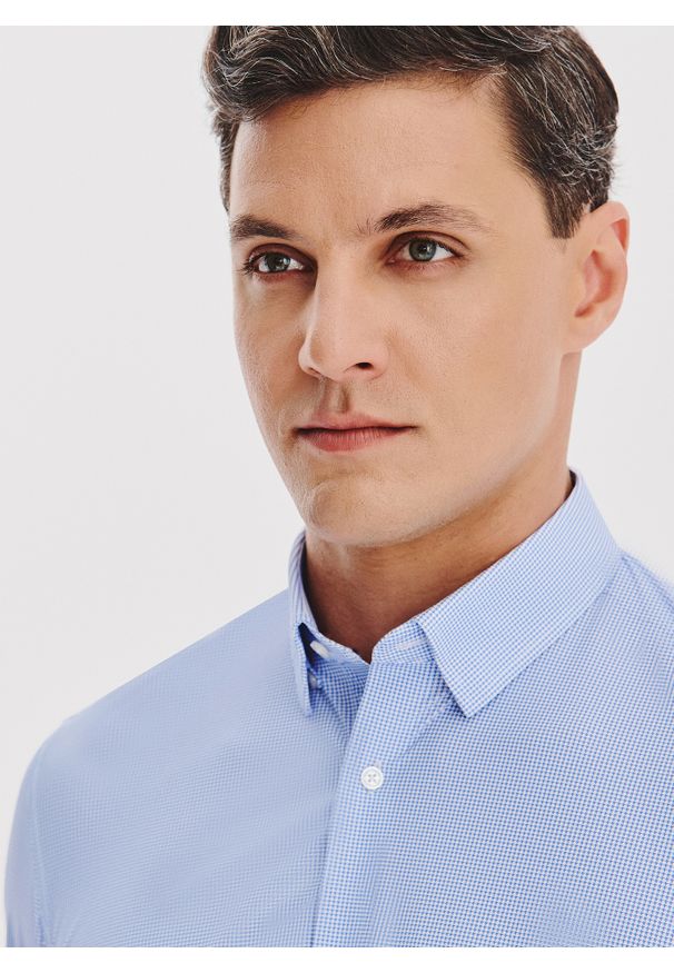 Pako Lorente - PAKO LORENTE – Niebieska dzianinowa koszula w pepitkę. Kolor: niebieski. Materiał: dzianina. Długość rękawa: długi rękaw. Długość: długie