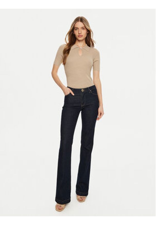 Guess Sweter W5RR10 Z2Y72 Beżowy Regular Fit. Kolor: beżowy. Materiał: wiskoza