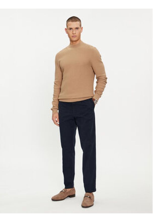 BOSS - Boss Chinosy Kane-L 50497787 Granatowy Regular Fit. Kolor: niebieski. Materiał: bawełna
