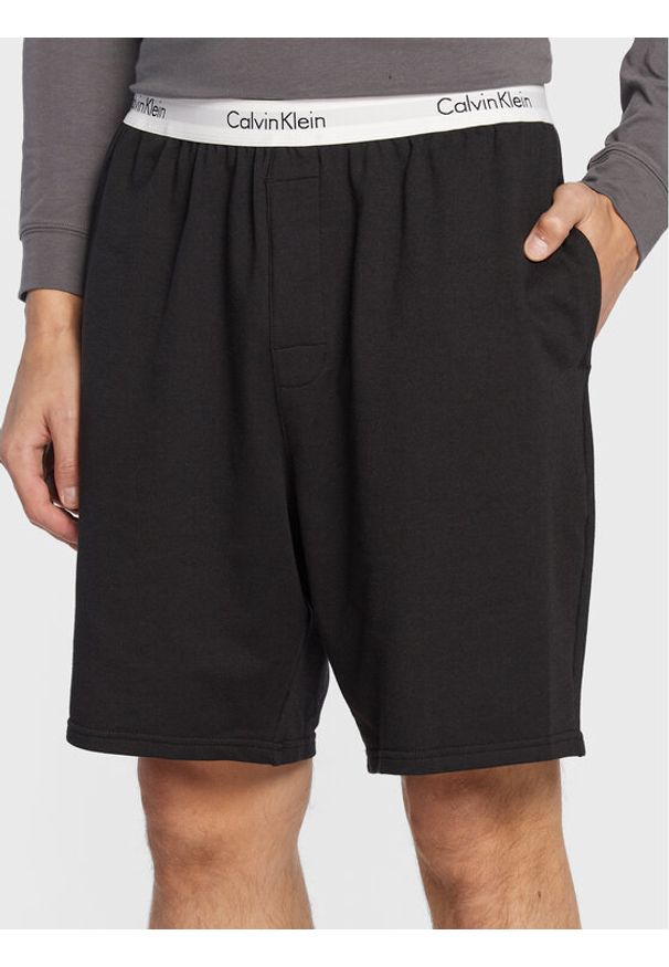 Calvin Klein Underwear Szorty piżamowe 000NM2303E Czarny Regular Fit. Kolor: czarny. Materiał: bawełna