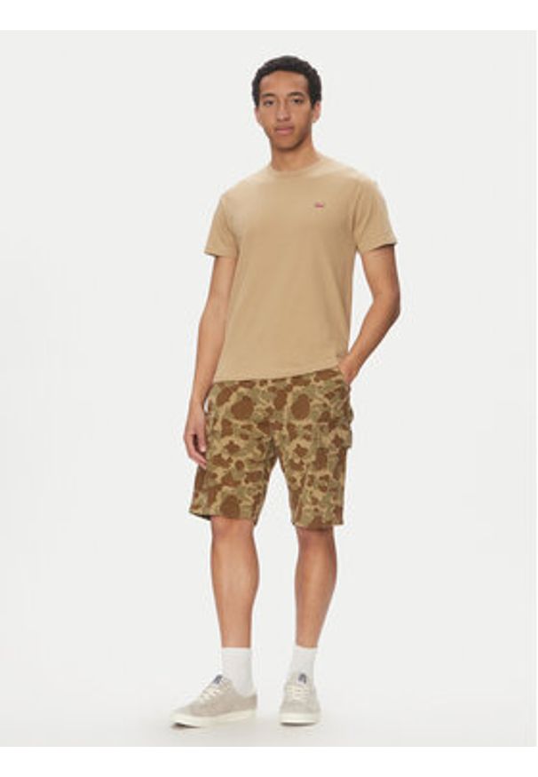 Levi's® Szorty materiałowe Carrier Cargo 001KG-0004 Brązowy Regular Fit. Kolor: brązowy. Materiał: bawełna