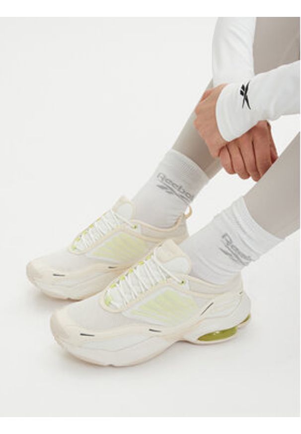 Reebok Sneakersy SS-DMX SERIES 3000 100244458 Kremowy. Kolor: kremowy. Materiał: materiał