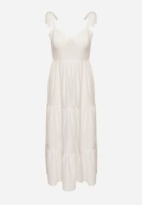 Born2be - Biała Rozkloszowana Sukienka z Wiskozą Ozdobiona Wiązaniem na Ramiączkach Meravessa. Okazja: na spacer. Kolor: biały. Materiał: wiskoza. Długość rękawa: na ramiączkach. Wzór: aplikacja #5