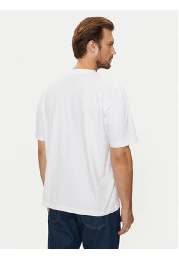 Guess Jeans T-Shirt M4YI44 K8FQ4 Biały Regular Fit. Kolor: biały. Materiał: bawełna