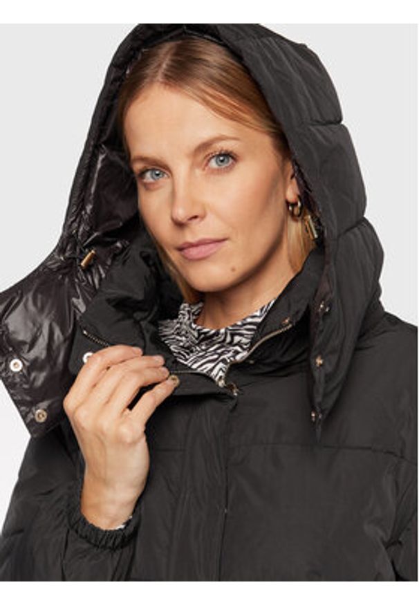 Patrizia Pepe Kurtka zimowa 2O0008/A150-K103 Czarny Regular Fit. Kolor: czarny. Materiał: syntetyk. Sezon: zima