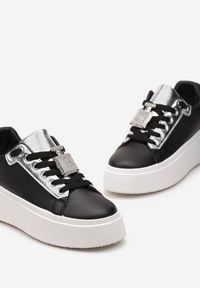 Born2be - Czarno-Srebrne Sneakersy Moraga. Zapięcie: sznurówki. Kolor: czarny. Wzór: gładki. Obcas: na platformie #4