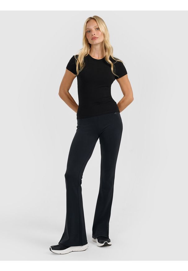 4f - 4F T-shirt slim gładki damski - czarny XL. Kolor: czarny. Wzór: gładki