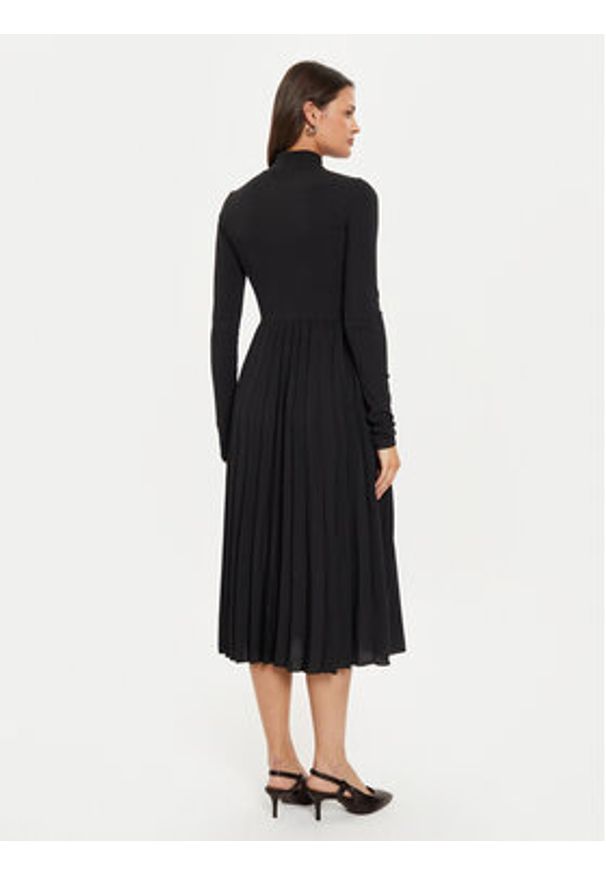 TOMMY HILFIGER - Tommy Hilfiger Sukienka dzianinowa WW0WW44176 Czarny Regular Fit. Kolor: czarny. Materiał: wiskoza, dzianina