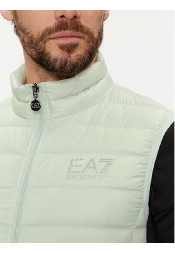 EA7 Emporio Armani Bezrękawnik 8NPQ01 PN29Z 1133 Zielony Regular Fit. Kolor: zielony. Materiał: syntetyk. Długość rękawa: bez rękawów