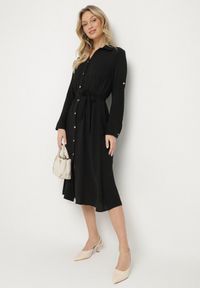 Born2be - Czarna Koszulowa Sukienka z Materiałowym Paskiem Vivinara. Okazja: na co dzień, na imprezę. Kolor: czarny. Materiał: materiał. Typ sukienki: koszulowe. Styl: casual, elegancki #4