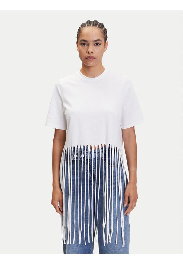 only - ONLY T-Shirt Zinna 15325262 Biały Regular Fit. Kolor: biały. Materiał: bawełna