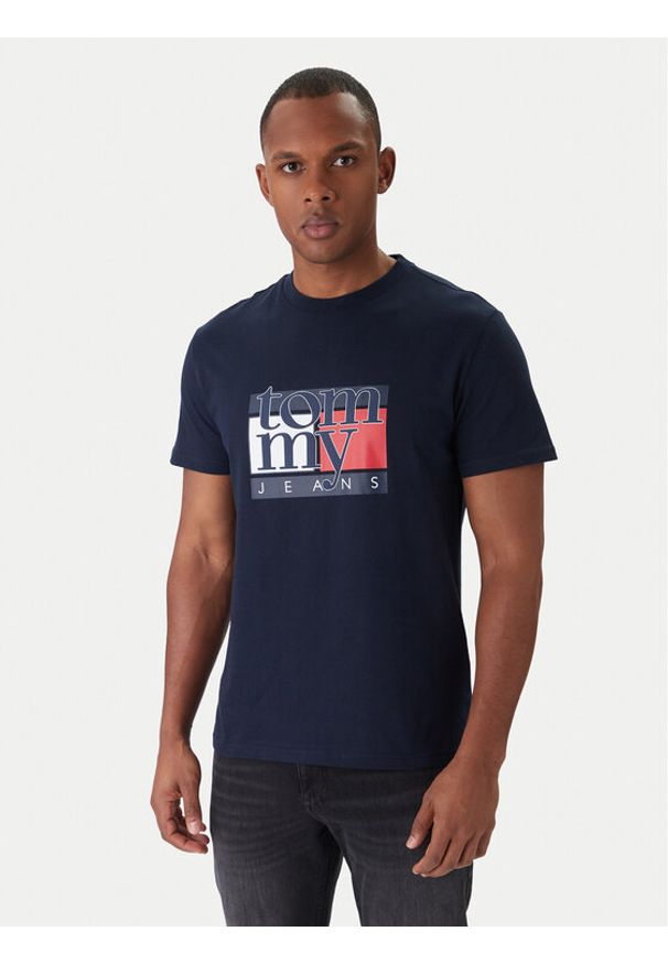 Tommy Jeans T-Shirt DM0DM21977 Granatowy Regular Fit. Kolor: niebieski. Materiał: bawełna