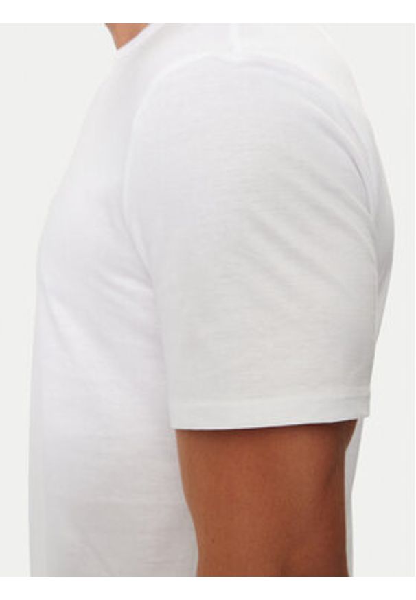 Guess Jeans T-Shirt M4YI52 K8HM0 Biały Slim Fit. Kolor: biały. Materiał: bawełna