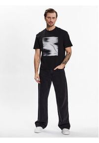 Calvin Klein T-Shirt Motion Graphic Comfort T-Shirt K10K111116 Czarny Regular Fit. Kolor: czarny. Materiał: bawełna #5