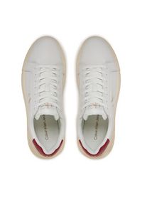 Calvin Klein Jeans Sneakersy YM0YM00681 Czarny. Kolor: biały. Materiał: skóra