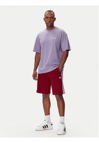Adidas - adidas Szorty sportowe 3-Stripes Shorts KE1692 Czerwony Regular Fit. Kolor: czerwony. Materiał: bawełna. Styl: sportowy #2