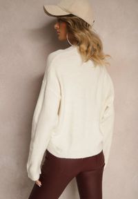 Renee - Jasnobeżowy Casualowy Sweter z Wełną Sassilae. Okazja: na co dzień. Kolor: beżowy. Materiał: wełna. Styl: casual #4
