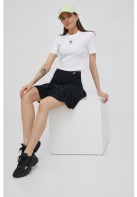 Superdry spódnica kolor czarny mini rozkloszowana. Kolor: czarny. Materiał: tkanina #2