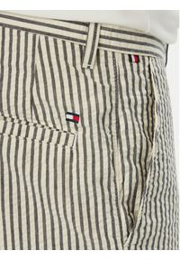TOMMY HILFIGER - Tommy Hilfiger Szorty materiałowe Dover Seersucker MW0MW42359 Beżowy jasny Slim Fit. Kolor: beżowy. Materiał: bawełna #4