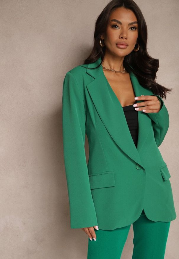 Renee - Ciemnozielona Marynarka o Jednorzędowym Kroju z Usztywnionymi Ramionami Vannora. Okazja: do pracy, na spotkanie biznesowe. Kolor: zielony. Materiał: jeans. Styl: elegancki, biznesowy