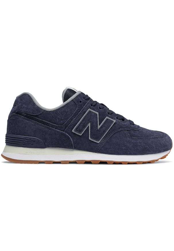 Buty New Balance ML574EPA - granatowe. Kolor: niebieski. Materiał: skóra, zamsz, guma. Szerokość cholewki: normalna. Model: New Balance 574