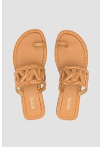 Michael Kors - MICHAEL KORS Brązowe klapki Alma Flat Sandal. Kolor: brązowy #4