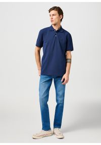 Wrangler - MESKA KOSZULKA POLO WRANGLER POLO SHIRT BLACK IRIS 112362388. Typ kołnierza: polo #4