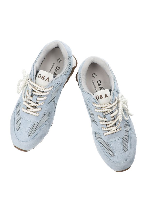 Sneakersy damskie S.Barski, cholewka skóra naturalna zamszowa perforowane wstawki wiązanie klasyczne fason niski zaokrąglony nosek kontrastowa podesz. Okazja: na co dzień. Kolor: niebieski. Materiał: zamsz, skóra. Szerokość cholewki: normalna. Wzór: aplikacja