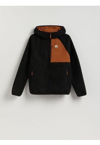 Reserved - Polarowa bluza z kapturem - czarny. Typ kołnierza: kaptur. Kolor: czarny. Materiał: polar #1