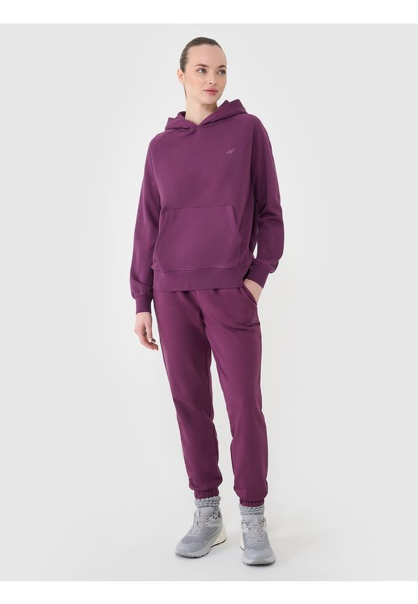 4f - 4F Spodnie dresowe joggery damskie - fioletowe XS. Kolor: fioletowy. Materiał: dresówka. Wzór: ze splotem, gładki