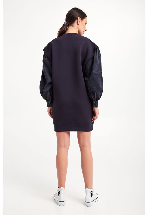Twinset Milano - Sukienka TWINSET. Wzór: haft. Długość: mini