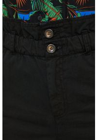 medicine - Medicine szorty jeansowe damskie kolor czarny gładkie high waist. Stan: podwyższony. Kolor: czarny. Materiał: jeans. Wzór: gładki