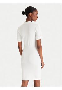 Guess Sukienka dzianinowa W5YK29 Z0130 Biały Slim Fit. Kolor: biały. Materiał: syntetyk #4