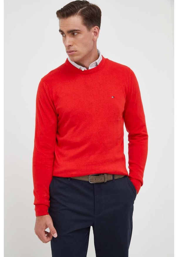 TOMMY HILFIGER - Tommy Hilfiger sweter z domieszką kaszmiru kolor czerwony lekki. Kolor: czerwony. Materiał: kaszmir. Styl: klasyczny