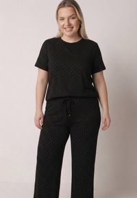 Born2be - Czarny Komplet Bawełniany o Fasonie Oversize T-shirt i Spodnie Azilane. Kolor: czarny. Materiał: bawełna #2