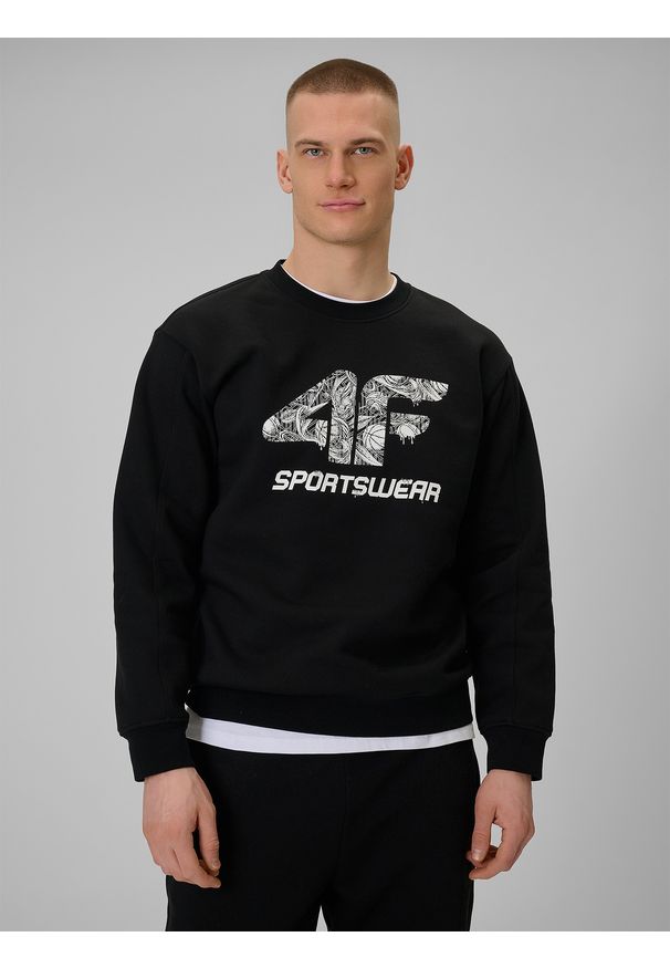 4f - 4F Bluza dresowa nierozpinana bez kaptura męska - czarna XL. Okazja: na spacer, na co dzień, do pracy. Typ kołnierza: bez kaptura. Kolor: czarny. Materiał: dresówka. Styl: casual, klasyczny