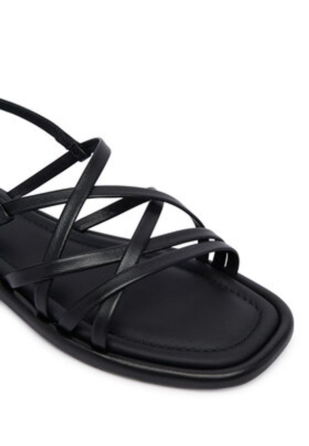 TOMMY HILFIGER - Tommy Hilfiger Sandały Flat Strappy FW0FW09220 Czarny. Kolor: czarny. Materiał: skóra