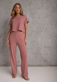 Renee - Beżowo-Czerwony Komplet z Dzianiny w Paski z Bawełną Bluzka z Krótkim Rękawem i Spodnie Akiseithe. Kolor: beżowy. Materiał: bawełna, dzianina. Wzór: paski #3