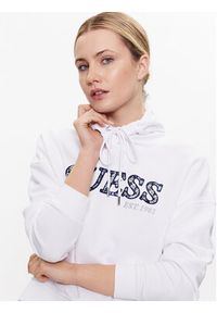 Guess Bluza W3RQ09 KBKM0 Biały Regular Fit. Kolor: biały. Materiał: bawełna