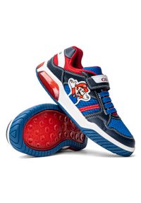Geox - Sneakersy dziecięce niebieskie GEOX J Inek Boy Super Mario. Kolor: niebieski. Materiał: materiał. Sport: bieganie