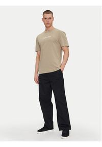 Calvin Klein T-Shirt Hero K10K111346 Beżowy Regular Fit. Kolor: beżowy. Materiał: bawełna #3