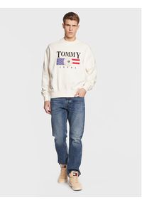 Tommy Jeans Bluza Luxe DM0DM15717 Écru Regular Fit. Materiał: bawełna #5