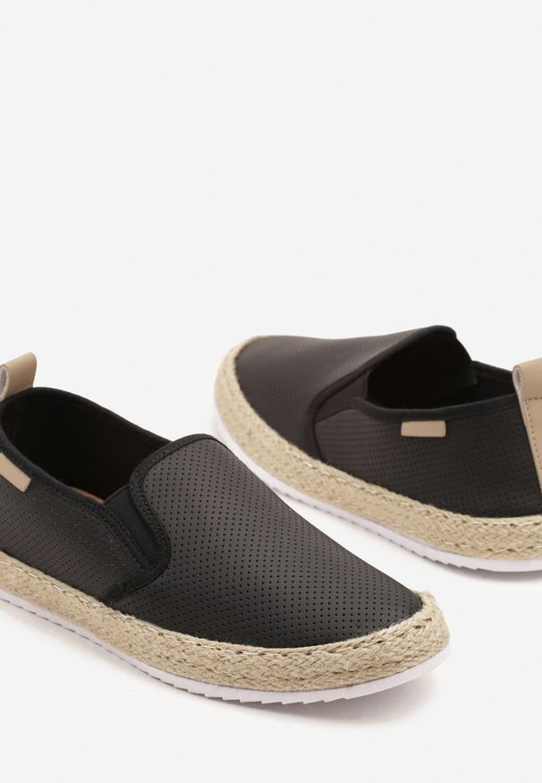 Born2be - Czarne Tenisówki Mokasyny Ażurowe z Plecionką Saralina. Okazja: na co dzień. Kolor: czarny. Materiał: jeans. Wzór: ażurowy. Styl: klasyczny, elegancki, casual